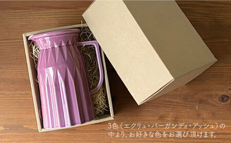 【美濃焼】 ピッチャー型フラワーベース　＜ラグジュアリーカラー＞ 3色から選べる【金新製陶所】雑貨 花瓶 インテリア 一輪挿し 花器 花入れ フラワーベース 陶器  かわいい おしゃれ ラグジュアリー 選べるカラー 選べる 白 ホワイト バーガンディ ピンク グレー プレゼント ギフト 新生活 新居 新築 送料無料 [MDG026]