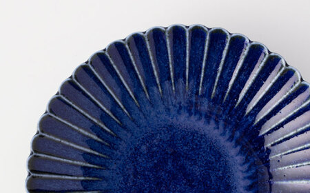 【美濃焼】菊型 皿 2枚セット ルリうのふ【大東亜窯業】 食器 皿 プレート ペア 取皿 メインディッシュ シンプル ブルー 青 セット [MAG093]