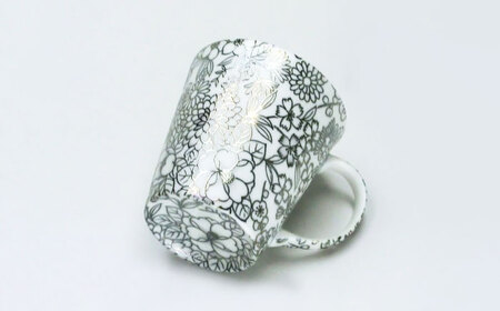 【美濃焼】光友禅 うすづくり マグカップ ブラック【山勝美濃陶苑】マグ 花柄　エレガント(HYM-3053C)[MEC048]