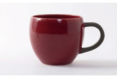 【美濃焼】Koron ペアマグ（P・MG）【陶土う庵】（6517-0118）（レンジ対応）シンプル おしゃれ かわいい カフェ風 新生活 夫婦食器 器 うつわ コップ カップ マグ 青 赤 送料無料 [MBY083]