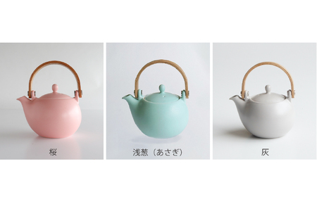 【美濃焼】SALIU 結 土瓶急須330 桜/ピンク【株式会社ロロ】 食器 うつわ 茶器 日本茶 ティーポット 湯呑み シンプル かわいい おしゃれ 贈り物  紅茶ポット 緑茶 ハーブティー おうちカフェ ナチュラル   [MBZ016]