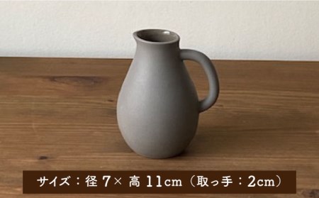 【美濃焼】piccola(ピッコラ) 一輪挿し pitcher(ピッチャー) グレー 【金新製陶所】インテリア 雑貨 花瓶 一輪挿し お花 コンパクト グレー 灰 写真映え かわいい シンプル おしゃれ ギフト プレゼント 贈り物 送料無料 [MDG006]