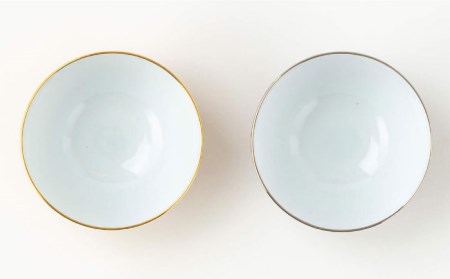 【美濃焼】金・銀のお茶碗ペア【陶土う庵】(6517-0157)食器 ご飯茶碗 セット 夫婦 カップル 磁器製 ゴールド シルバー 金 銀 高級感 料亭風 お祝い 食洗機対応 送料無料 [MBY110]