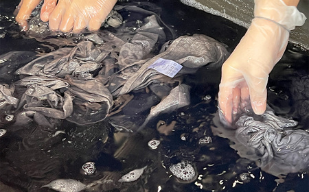 エプロンの柿渋染め体験 [No.1097]