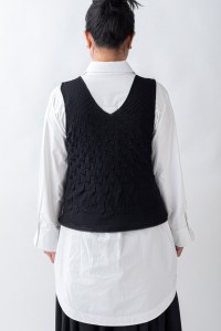 [1枚2役] ニット工場が作る着られるエコバッグ [0245]