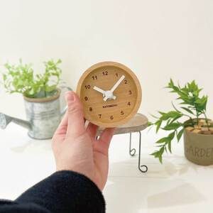 KATOMOKU 小さなシンプルな木枠置き時計 km-26WH,km-25WH