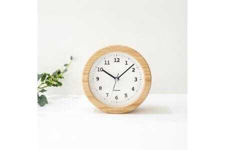 KATOMOKU　置き掛け兼用木枠電波時計　丸(ナチュラル)　km-112NA