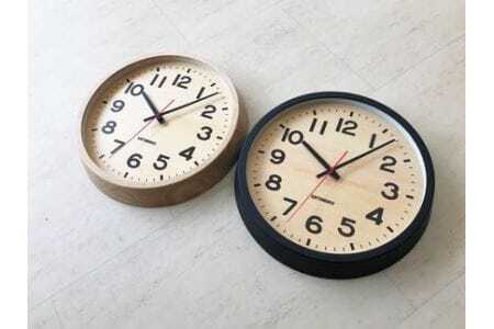 KATOMOKU　ホワイトアッシュの木枠&シナ文字盤電波時計(ブラック)　km-107BKRC