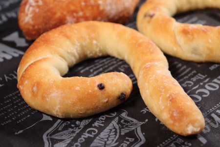 【国産小麦・バター100%】ハード系パンセット【3ヵ月定期便】 2025/9/19～