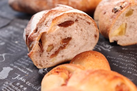 【国産小麦・バター100%】ハード系パンセット【3ヵ月定期便】 2025/9/19～