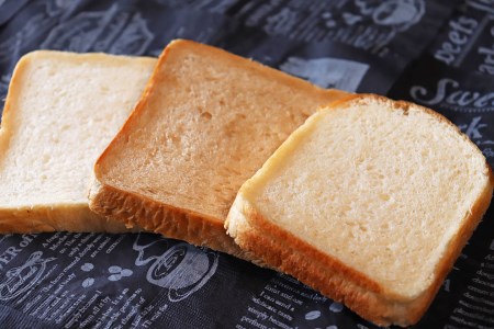 【国産小麦・バター100%】シンプル食パン食べ比べセット【6ヵ月定期便】