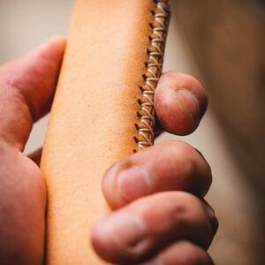 ペグハンマーカバーキット（村の鍛冶屋用：ノーマル） ：キャメル　※ペグハンマー本体は付属しません　【本革　タンニンなめし　イタリアンレザー】