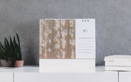 カレンダー 写真家 坪井 智洋 美瑛の風景 2026年卓上カレンダー | 美瑛 北海道 写真 雑貨 [006-22]