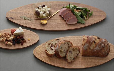 サービングボード 木製 オーバル Mサイズ(クルミ)アウトドア用品 キャンプ 料理 調理道具□