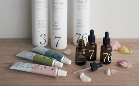 【baraio】バライオ ローズ スキンウォーター 300g No.76（包装なし）（スキンケア・ミストタイプ・化粧水・アロマグッズ・薔薇水・バラ）□