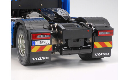 1/14RC ボルボ FH16 グローブトロッターXL 750 4×2 フルオペレーションセット