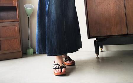 下駄 hitete 6.5cm KC-18A リーフ/ベージュ・黒 Mサイズ