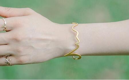 Hiraganaバングル こころ ゴールドSサイズ