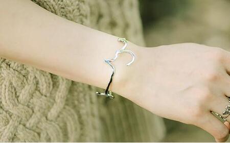 Hiraganaバングル うつくしい シルバーMサイズ