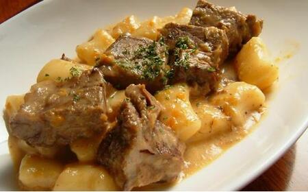 静岡産黒毛和牛のラグーソース360g・チーズニョッキ240g【配送不可：離島】◇