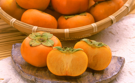 【2026年11月上旬より順次発送】 次郎柿 3.2kg 12～16個 静岡県 浜松市 果物 くだもの フルーツ 柿 かき 