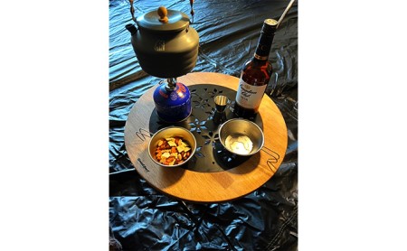 槐（ENJYU）ソロテーブル【アウトドア・キャンプ】 アウトドア用品 キャンプ用品 ソロキャン 1人用 室内 フィールド お洒落 金属 汚れが落ちやすい 