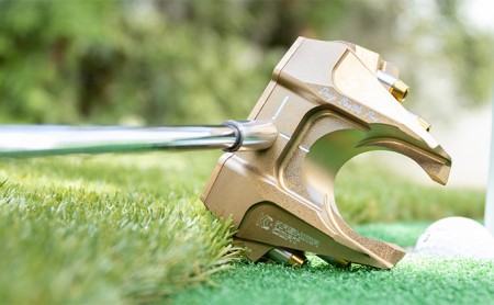 こんなゴルフパターが欲しかった！！Dung Beetle ジュラルミン削り出しパター EAGLEモデル アルミ合金 自分好み 重さ 調節可能 バランス カスタマイズ 打感 距離感 方向性 