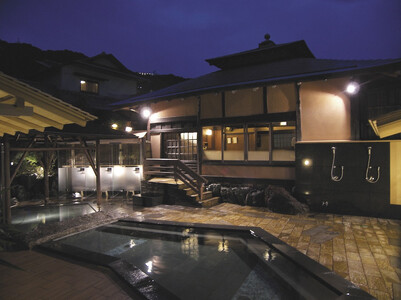 【あたみ石亭】平休日1泊2食付ペア宿泊券《露天風呂付和室》