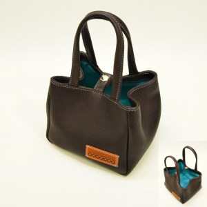 「三嶋柄入り」 ハンドメイド 牛革ミニバッグ(小)＜こげ茶＞ ハンドメイド 牛革 ミニバッグ やわらか牛革 裏地 は 綿 を使用 かわいい おしゃれ レディース シンプル 贈り物 ギフト プレゼント 手提げ バック