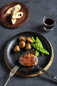 0021-01-01 さの萬 富士山黄金ハンバーグ 170g×6個 萬幻豚・さの萬牛 合い挽きハンバーグ