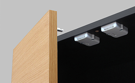 シューズラック　高さ180幅60cmナチュラル インテリア 引手ない すっきり デザイン 水洗い 樹脂 ゆっくり閉まる ダンパー付 安全機能 オープンスペース おしゃれ 下駄箱 