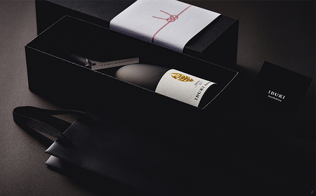 お茶 静岡 メディア掲載多数 ボトリングティー IBUKI 180ml 希少 緑茶 日本茶 茶 高級 高級品 飲料 飲み物 ドリンク ギフト プレゼント 贈答 贈答用 贈答品 贈り物 お歳暮 歳暮 冷蔵 冷蔵配送 静岡県