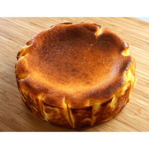 ハートの手作り犬用ケーキと人用バスクチーズケーキ12cmのセット_惣菜・加工品 ペット用品 _【配送不可地域:離島】【1466840】