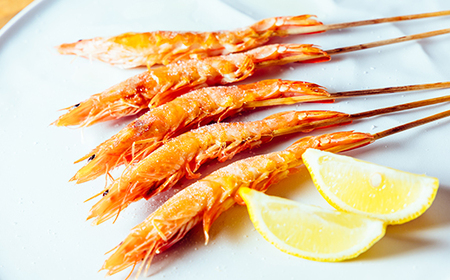 希少【静岡県磐田市産】頭から丸ごと食べられる!国産 冷凍「幸えび/串打ち」「福えび」セット　陸上養殖【配送不可地域：離島】【1629097】