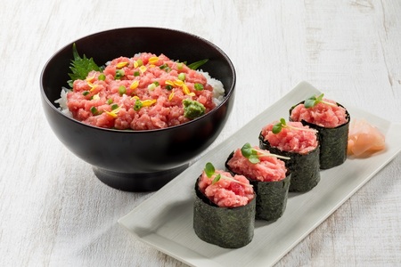 a40-097　ボイルずわいがにむき身 約1kg(ポーションカット) ネギトロ セット