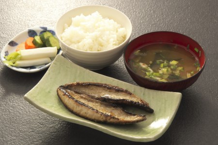 a15-370 磯自慢 酒粕 使用 かつお 鰹 ハラモ 詰合せ 12袋