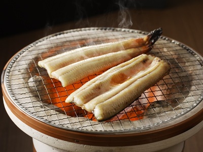 a15-647　珍しい「ウナギのひもの」【静岡産】