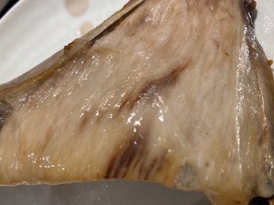 a10-895 焼いてある! 鮪 カマトロ の 干物