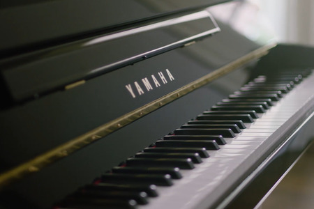 【ふるなび限定】ヤマハアップライトピアノ YU11   6820 FN-Limited-SP