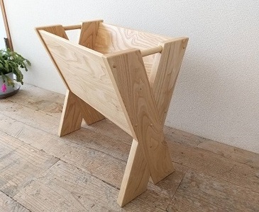 本棚 マガジン ラック ブック スタンド 収納 木製 スリム 無垢材 