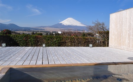 御殿場高原時之栖 源泉 茶目湯殿<平日>ペアチケット
