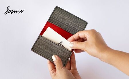 自然素材を使った名刺入れ 小物 雑貨 収納 社会人 会社員 大人 しっとり 手に馴染む質感  名刺入れ　黒色･赤規