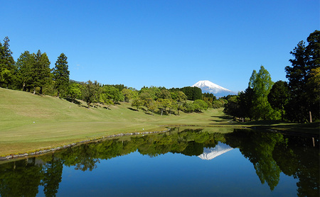 ゴルフ 利用券 静岡 裾野カンツリー倶楽部 30,000円分 チケット 券 ギフト券 体験