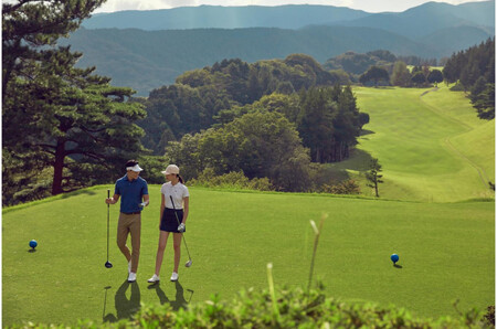 C-22　ゴルフプレー券【ラフォーレ修善寺＆カントリークラブ】《平日2名様》　