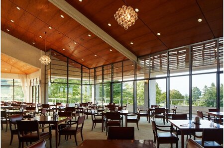 C-22　ゴルフプレー券【ラフォーレ修善寺＆カントリークラブ】《平日2名様》　