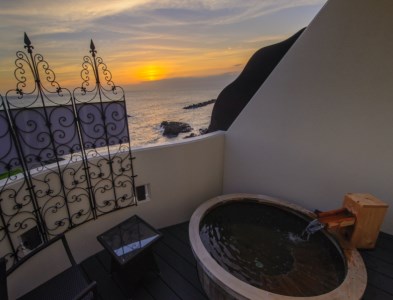 【beauty&spa resort izu頬杖の刻】宿泊補助券(18,000円分)