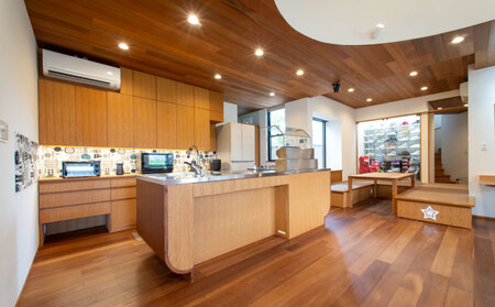 005-180 1日1組限定の完全貸切空間 Villa Revolla 施設利用補助券 50000円 宿泊 クーポン トラベル 旅行 観光 静岡県 牧之原市 REVOLLA