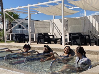 【1時間貸切プレミアムコースチケット】 静波サーフスタジアム サーフィン