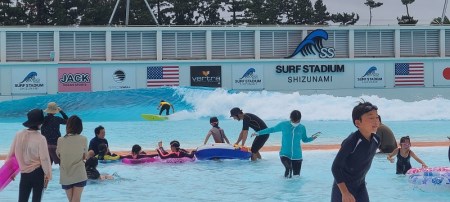 【1時間貸切プレミアムコースチケット】 静波サーフスタジアム サーフィン