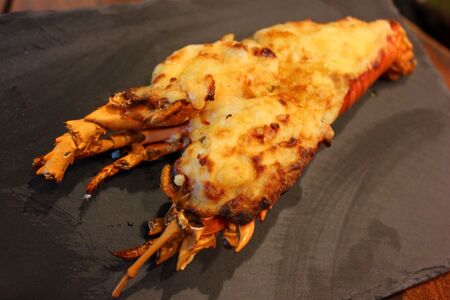 伊勢海老のクリーム焼き（3尾） 【 伊勢海老 イセエビ 海鮮 手作り クリスマス お正月 人気 ふるさと納税 数量限定 】